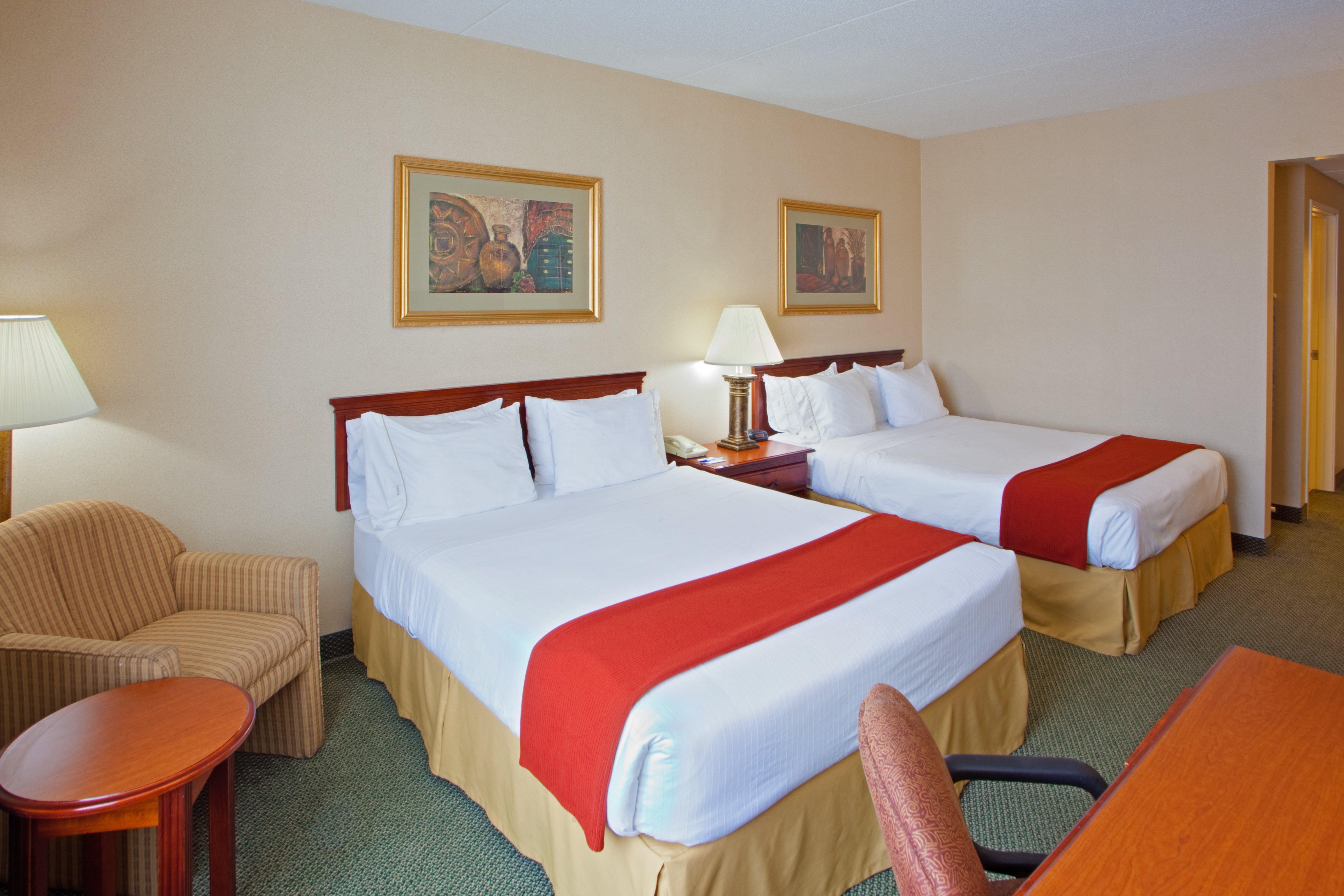 Holiday Inn Express Hanover By Ihg Bagian luar foto