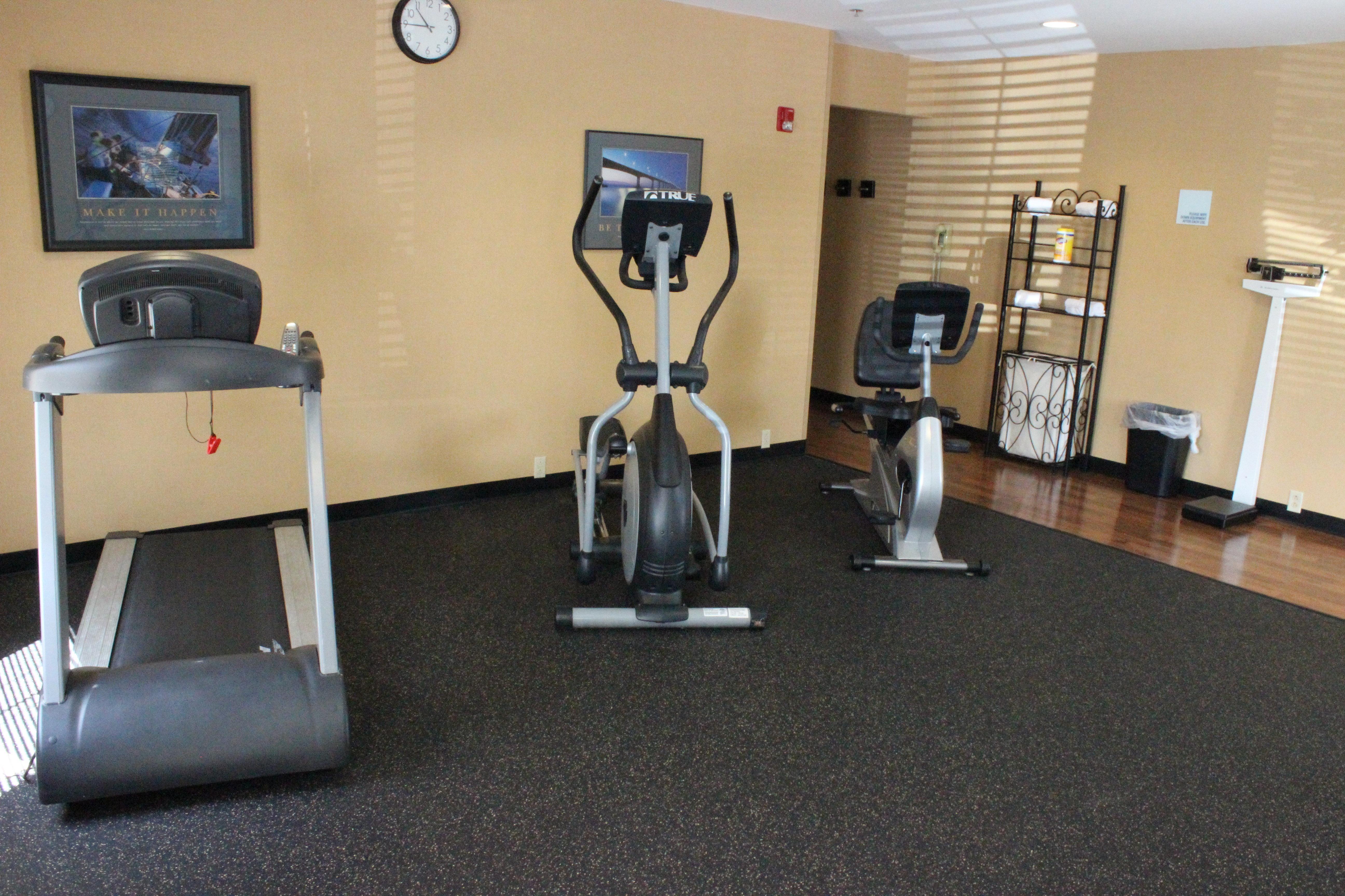 Holiday Inn Express Hanover By Ihg Bagian luar foto