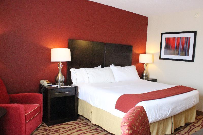 Holiday Inn Express Hanover By Ihg Bagian luar foto